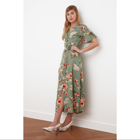 Floral Collar Maxi Short Sleeve Button Down Dress - Picture 2 of 5